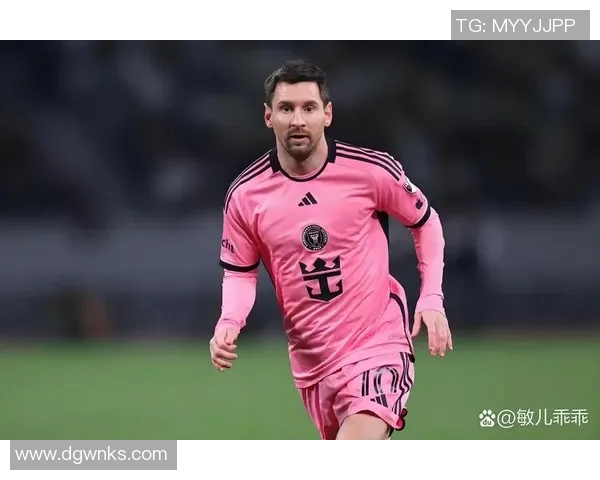 今天那位足球明星正式宣布退役引发球迷热议与怀念的回顾