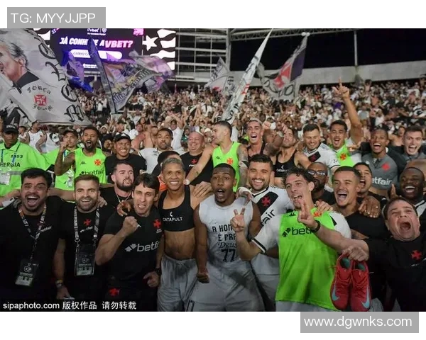 漫展上那些令人瞩目的足球明星角色与他们的精彩瞬间分享