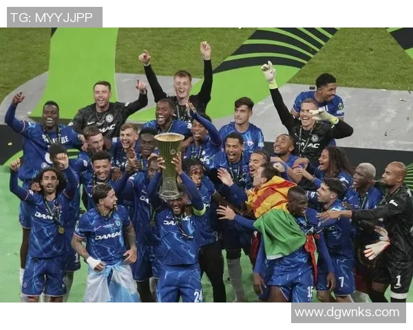 波尔图与尤文图斯精彩对决图片集锦回顾赛场瞬间与球员风采